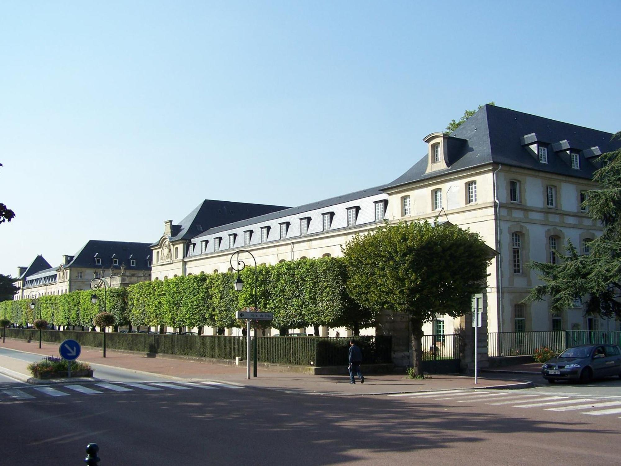 La Douce Evasion A 13 Minutes Du Chateau De Versailles Saint-Cyr-lʼÉcole Buitenkant foto